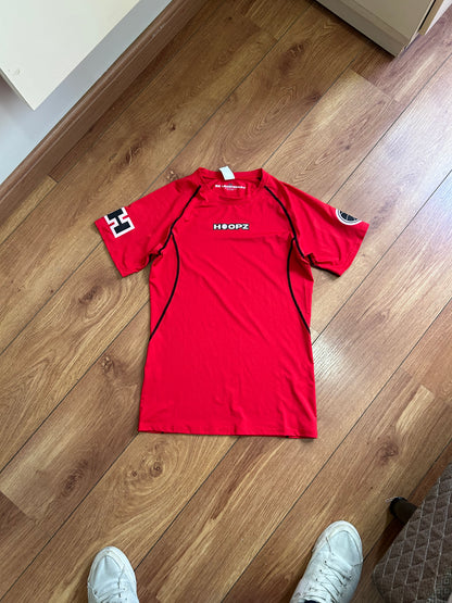 H COMPRESSION | Red
